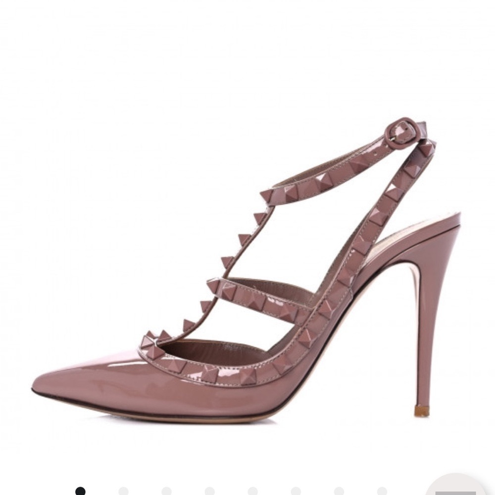 Valentino Garavani Rockstud Dark Nude Heels